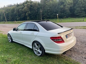 Mercedes w204 c220 - 2