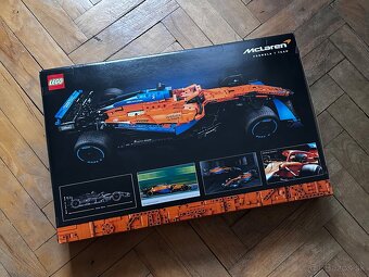 LEGO 42141 McLaren - 2