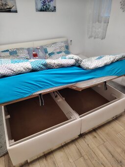 Manželská posteľ 180x200cm. - 2