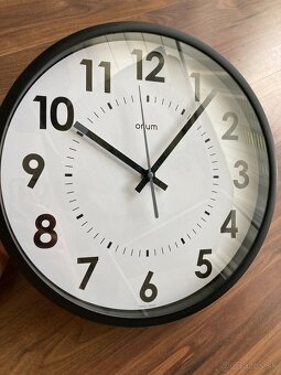 Nástenné hodiny - 2