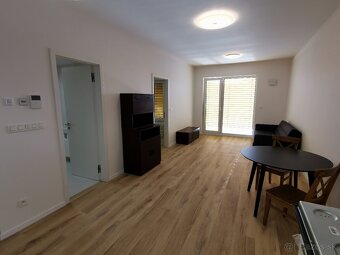 Prenájom 2kk bytu Nitra-centrum - 2