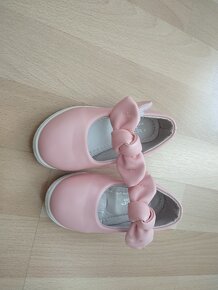 Svetloružové sandálky -nové - 2