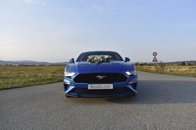 Ford Mustang 5.0 na svadbu - 2