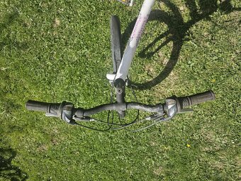 Dievčenský bicykel - 2