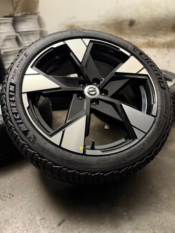Nepoužitá zimná sada 5x108 R20 , 245/40/20 Volvo EX30 - 2