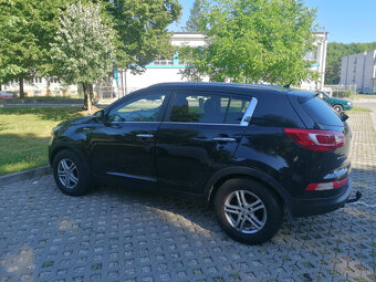 Predam Kia Sportage CRDI 4 x 4 - 2