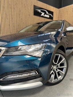 Škoda Superb 2.0 TDI SCR SCOUT 4x4 DSG - 2