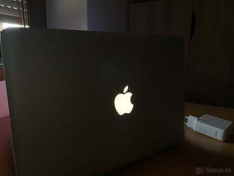 Macbook Pro 13” 2011 10 GB / 240 GB - 2