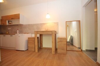 Realitná kancelária Realadr s.r.o. - 2