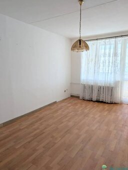 3 izbový byt na predaj v srdci Trebišova na Škultétyho ul. - 2