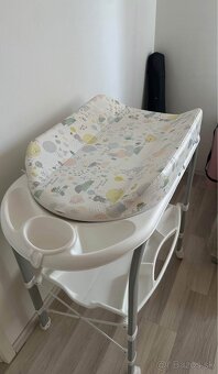 Prebaľovací pult + vanička - 2