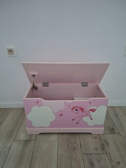 Truhlica na hračky - 2