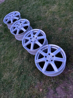 Disky R17 5x114,3 - 2