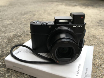 Sony Cyber Shot DSC-RX100M3 - 2