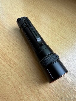 Fenix E28R - 2
