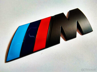 čierny M-znak na BMW - 2