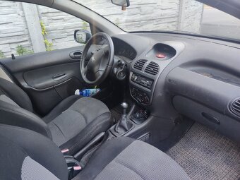 Predám Peugeot 206 - 2