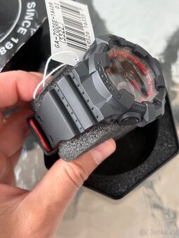 Casio G-Shock GA-700 - 2