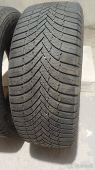 Pneu 205/55 r16 - 2