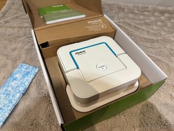iRobot Braava Jet 240 – takmer nepoužívaný, s doplnkami - 2