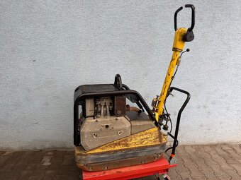 Reverzná vibračná doska Wacker Neuson DPU 4045H 390kg - 2