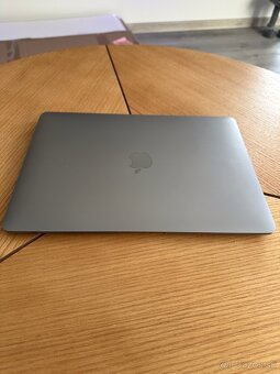 MacBook Air M1 13 – 8GB RAM Space Gray , TOP STAV - 2