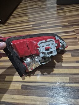 Zadne práve svetlo audi a4 b8 / B8.5 - 2