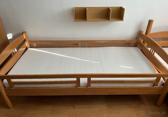 Dvojposchodová posteľ - 2