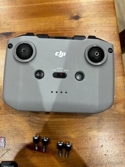 Predmet: Predám DJI Mini 2 – Kompletný set + bohaté prísluše - 2
