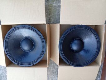 18Sound 15NMB420 - 2