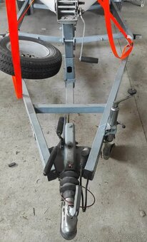 Prívesný vozík na čln - 2