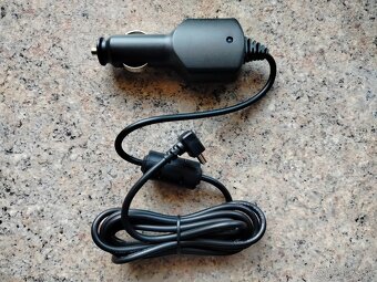 Predám novú autonabíjačku pre GPS navigácie Garmin - 2