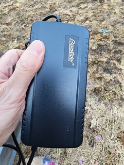 nabijacka elektrokolobežka 48v - 2