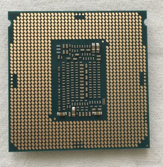 Predam Intel Pentium Gold G5400 - 2
