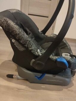 Vajíčko s isofix základňou - 2