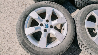 Disky + zimné pneumatiky 205/55 R16 - 2