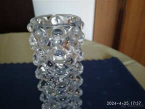 Zpět na výpis Retro váza, lisované sklo, návrh P. Pánek - 2