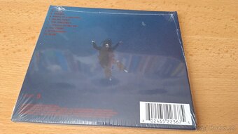 Predám nové, nerozbalené CD BILLIE EILISH - 2