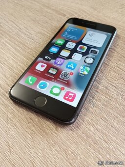 iPhone 7 / 128GB čierny NOVA BATERIA TOP stav - 2