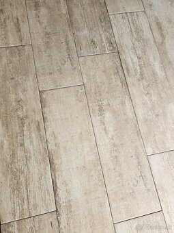 Keramická dlažba drevodekor béžova 20x60.. TERAZ 11,-eur - 2