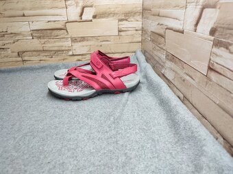 Merrell 37 - dámske kožené sandále - 2