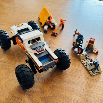 LEGO 60387 City Dobrodružstvo terénnym autom s pohonom 4x4 - 2