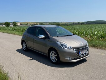 Peugeot 208 1.4 HDI Style - 2