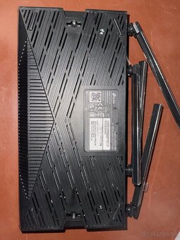 ✅ TP-Link AX1800 Wi-Fi 6 router – len router + napájanie
- 2