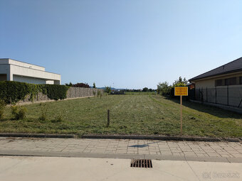 Stavebný pozemok na predaj obci Rakoľuby - 2