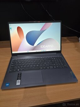 Lenovo Ideapad Slim 3 15IAN8 - 2