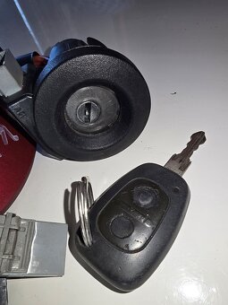 Spínacia skrinka Renault Kangoo 1.5 DCI - 2