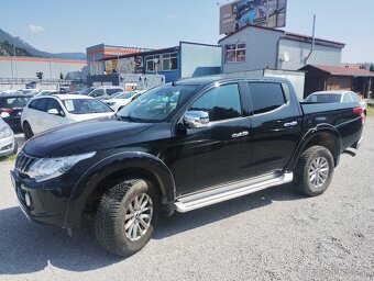 Mitsubishi L 200 2.4 DI-D MIVEC Double Cab Black Editio - 2