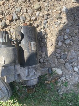 Predám štartér na golf5 - 2