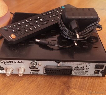 satelitný prijímač Strong SRT 7504. prijímač je na kartu. - 2